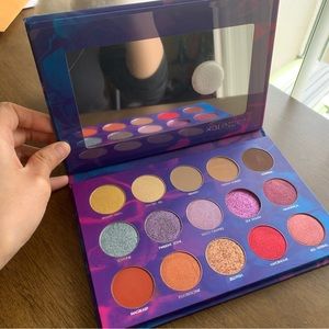 RARE: Kaleidos deepsea luster palette